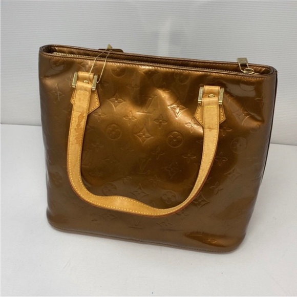 Louis Vuitton Houston Bag - Picture 8 of 17